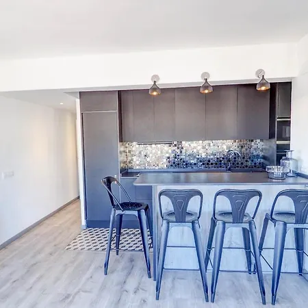 Chic Sea View By Hello Homes Lägenhet *